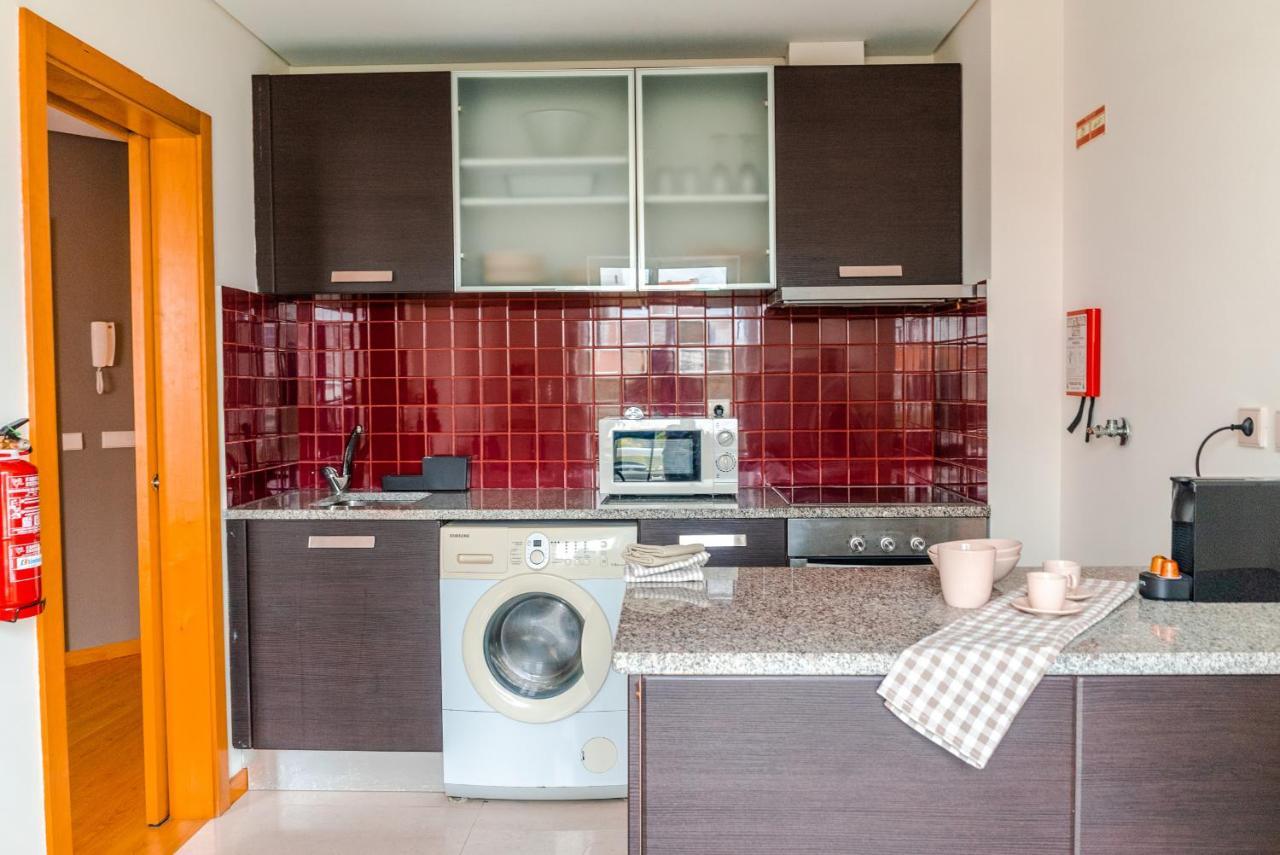 Sunny Studio In The Heart Of Lapa - 5Min Walk To Metro! Porto Zewnętrze zdjęcie